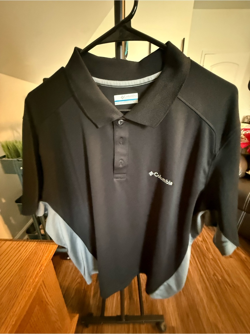 Columbia Men’s Black and Gray Short-Sleeve Polo